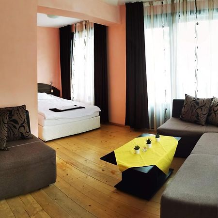 Apartments Black Horse Пампорово Экстерьер фото