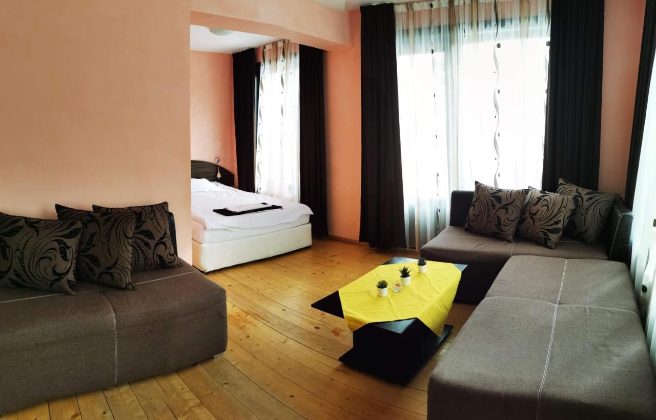 Apartments Black Horse Пампорово Экстерьер фото